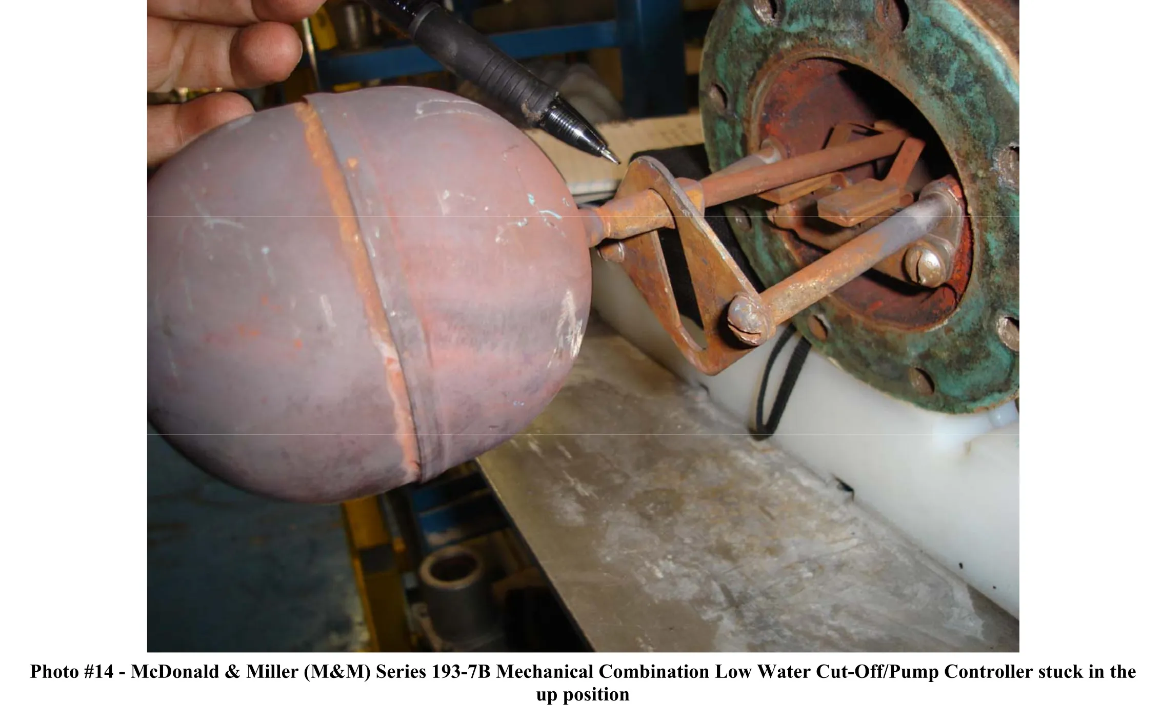 photo 14 - series 193-7b mechanical combination low water cut off/pump controller stuck in the up position.